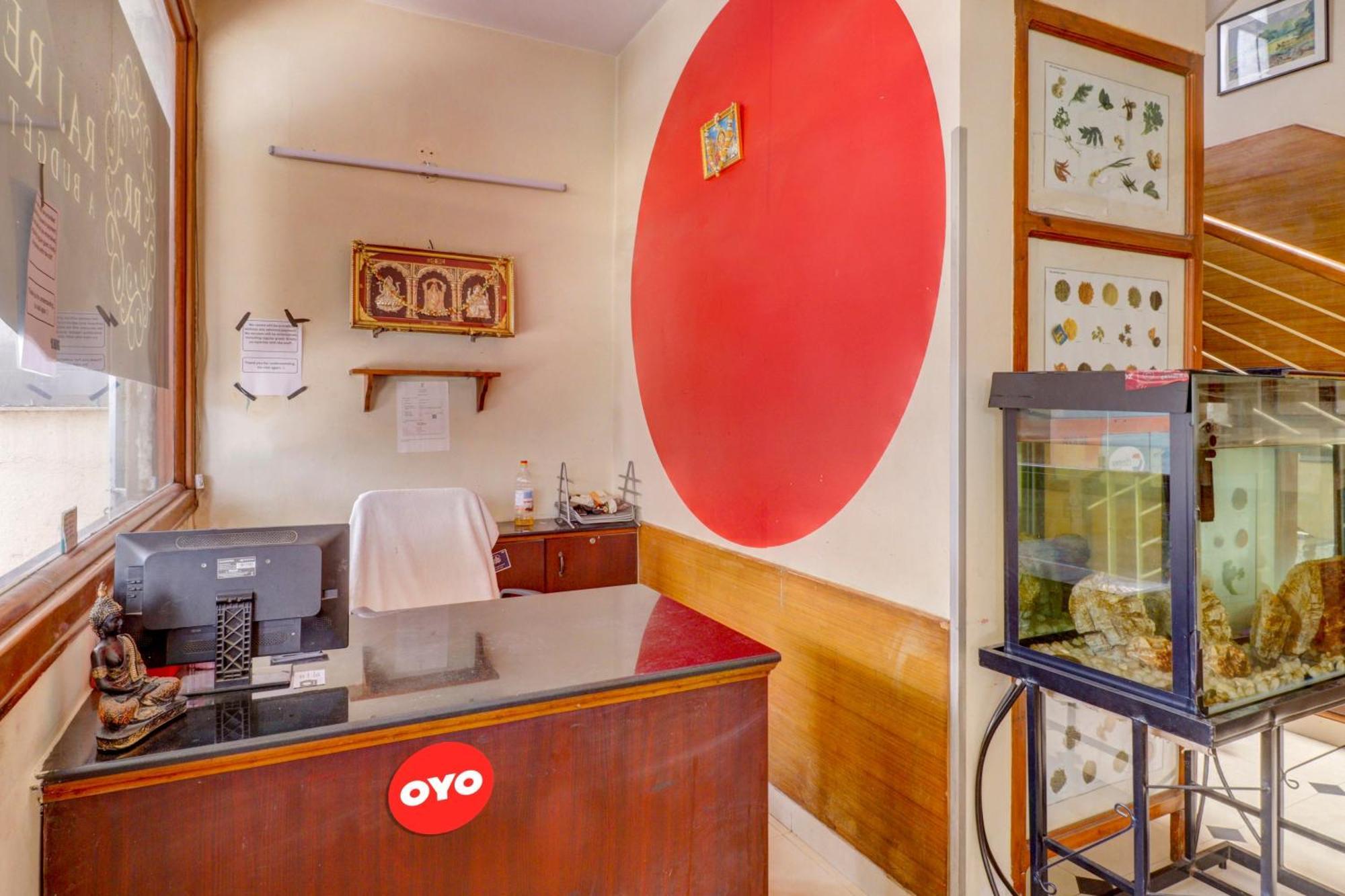 Hotel Oyo Flagship Raj Residency Bangalore Esterno foto